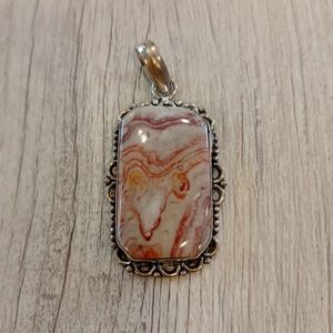 Gemstone pendant